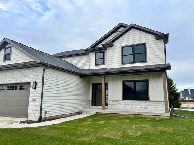 5006 Chestnut Grove Drive, Champaign, IL 61822