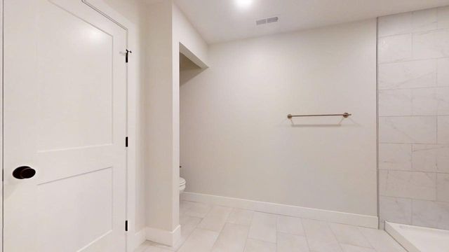 5006 Chestnut Grove Drive, Champaign, IL 61822