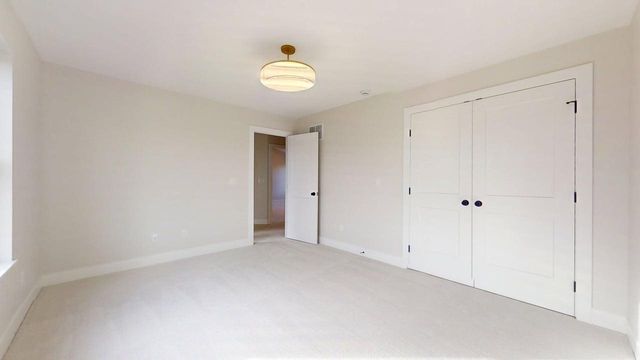 5006 Chestnut Grove Drive, Champaign, IL 61822