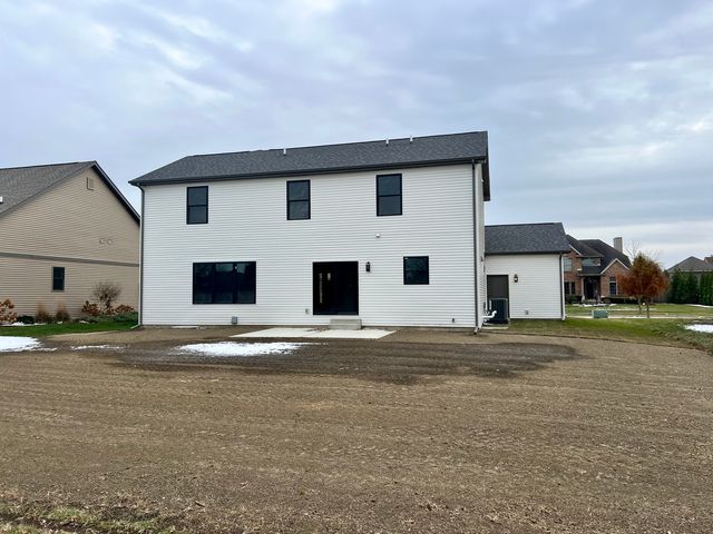 5006 Chestnut Grove Drive, Champaign, IL 61822