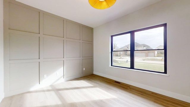 5006 Chestnut Grove Drive, Champaign, IL 61822