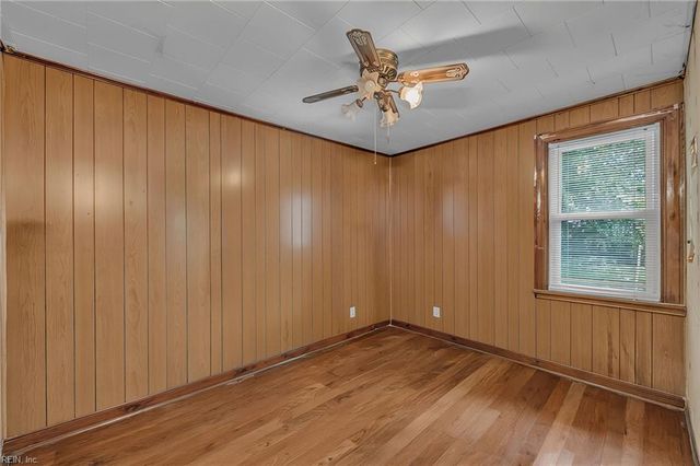 607 Fairview LN, Portsmouth, VA 23702