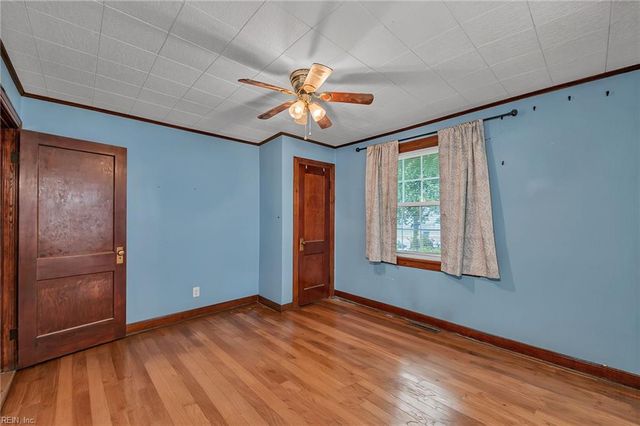 607 Fairview LN, Portsmouth, VA 23702
