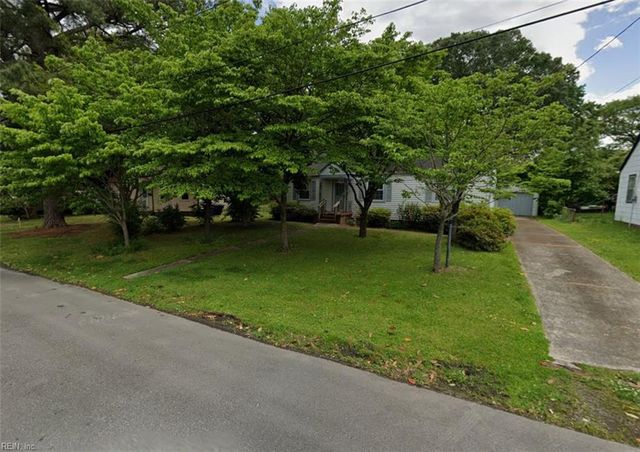 607 Fairview LN, Portsmouth, VA 23702