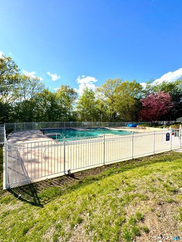 248 Carriage Crossing Lane 248, Middletown, CT 06457