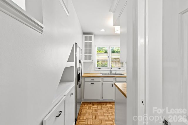 2330 Roswell Avenue G, Charlotte, NC 28207