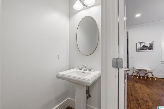 65 HAWTHORN STREET, Birmingham, AL 35242