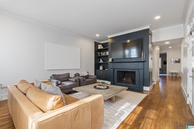 65 HAWTHORN STREET, Birmingham, AL 35242