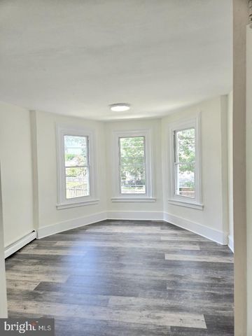 825 MAPLE AVE, Phoenixville, PA 19460