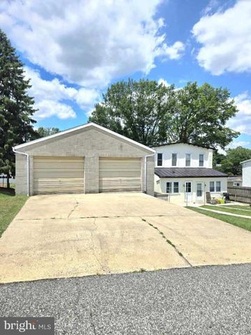 825 MAPLE AVE, Phoenixville, PA 19460