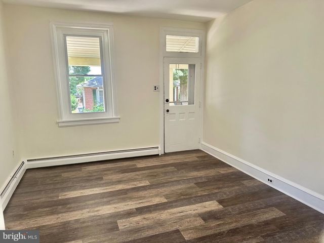 825 MAPLE AVE, Phoenixville, PA 19460