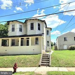 825 MAPLE AVE, Phoenixville, PA 19460