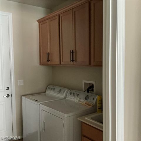 1726 Sonoran Bluff Avenue, Henderson, NV 89014