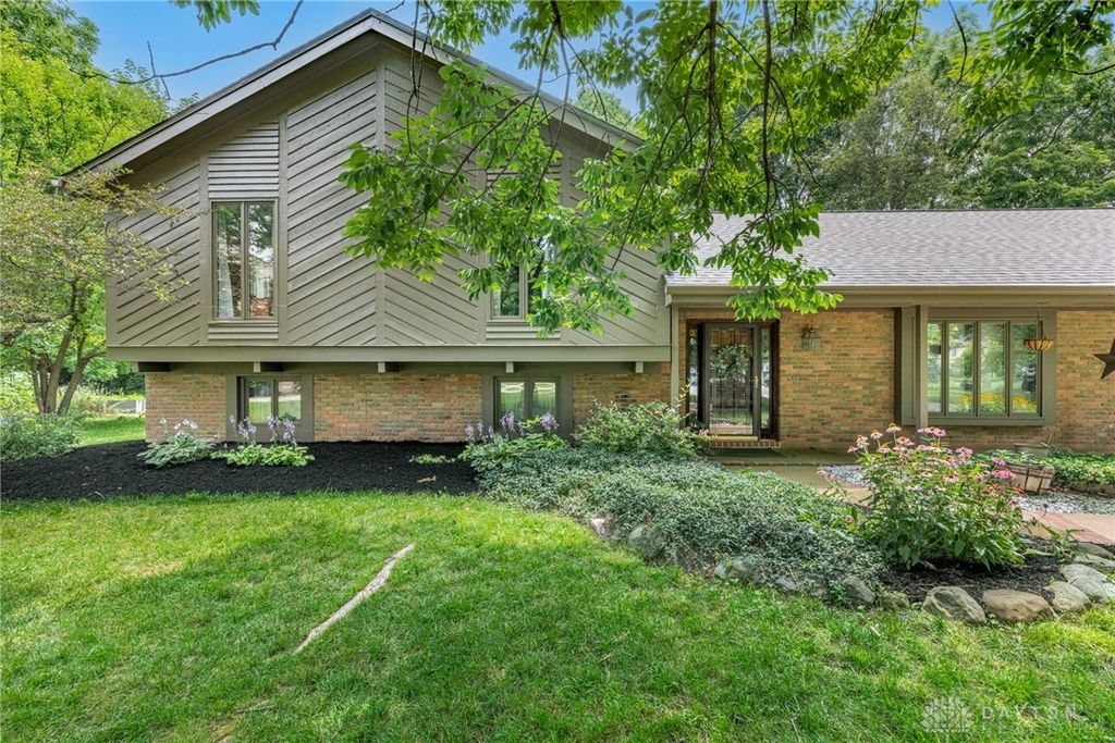 10215 Wright Brothers Court, Dayton, OH 45458