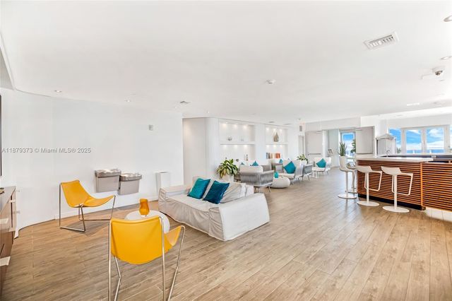 2602 E Hallandale Beach Blvd R2109, Hallandale Beach, FL 33009