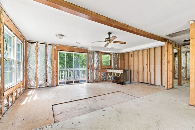 148 Sunset Dr, Hendersonville, TN 37075