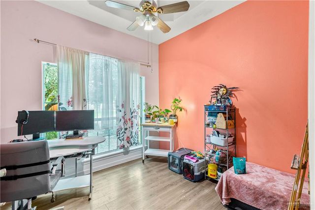 1413 N Santa Fe Street N, Alton, TX 78573
