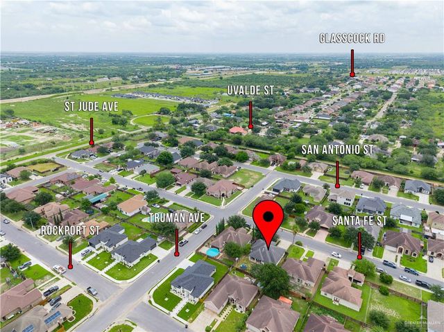1413 N Santa Fe Street N, Alton, TX 78573