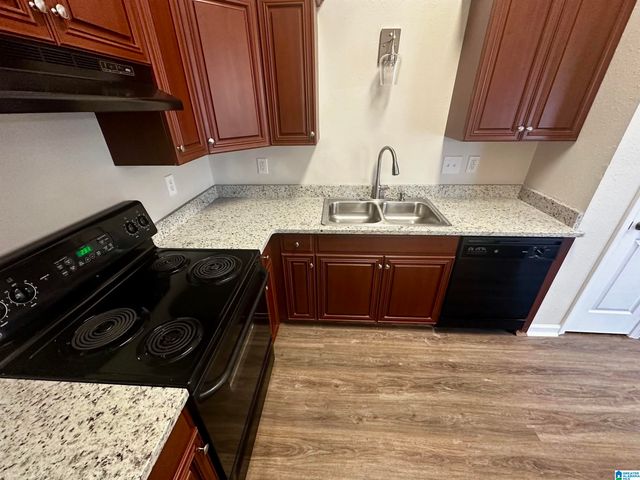 122 HORSESHOE CIRCLE, Alabaster, AL 35007