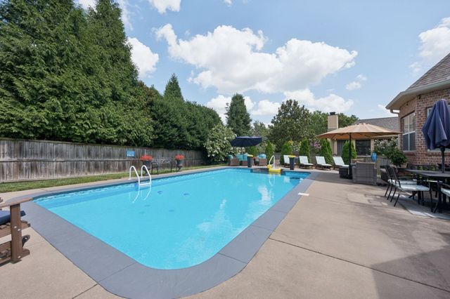 2754 Jutes Dr, Thompsons Station, TN 37179