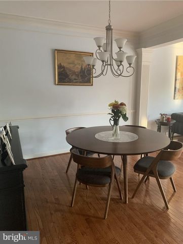 2653 HELMSMAN LN, Woodbridge, VA 22191