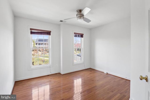 2653 HELMSMAN LN, Woodbridge, VA 22191