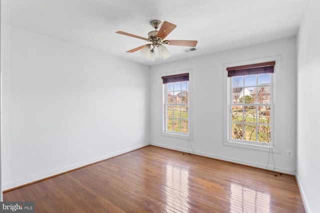 2653 HELMSMAN LN, Woodbridge, VA 22191