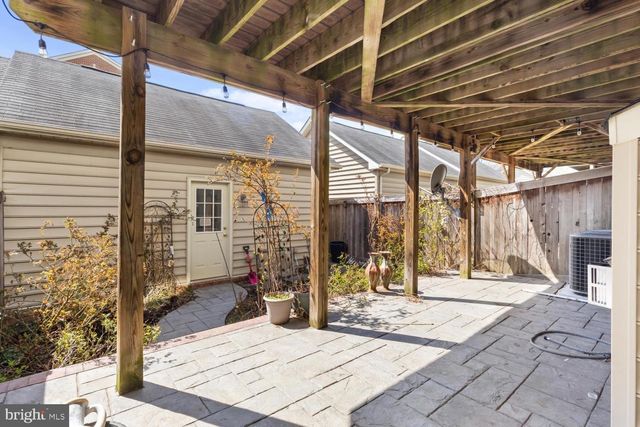 2653 HELMSMAN LN, Woodbridge, VA 22191