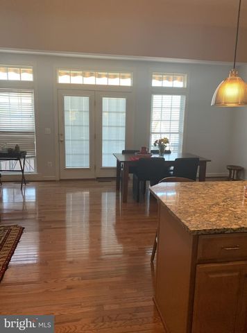 2653 HELMSMAN LN, Woodbridge, VA 22191