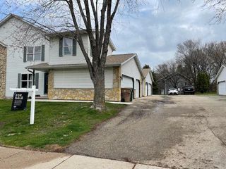 1337 GLACIER HILL Drive #3, Madison, WI 53704