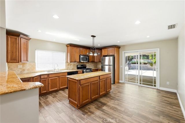14015 Candlewood, Sylmar, CA 91342