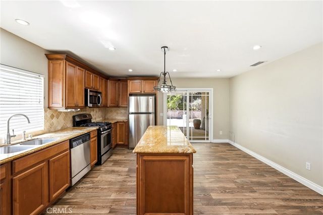 14015 Candlewood, Sylmar, CA 91342