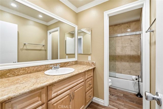 14015 Candlewood, Sylmar, CA 91342