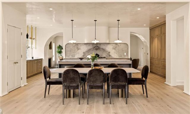 419 Brentwood Drive NE, Atlanta, GA 30305