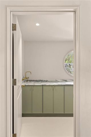 419 Brentwood Drive NE, Atlanta, GA 30305