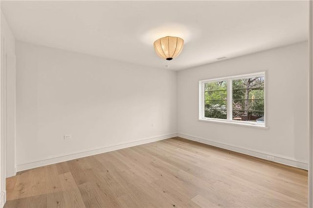 419 Brentwood Drive NE, Atlanta, GA 30305