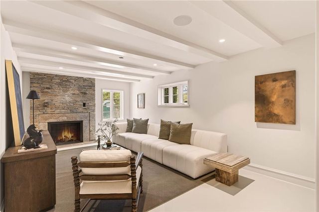 419 Brentwood Drive NE, Atlanta, GA 30305