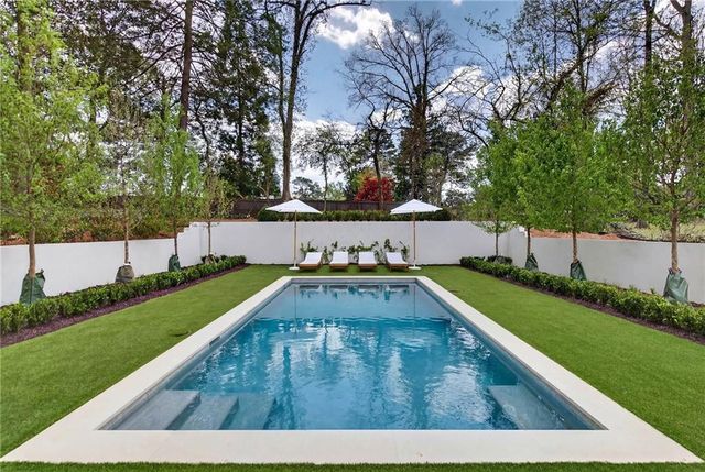 419 Brentwood Drive NE, Atlanta, GA 30305