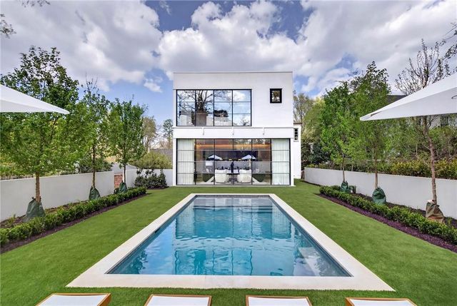 419 Brentwood Drive NE, Atlanta, GA 30305