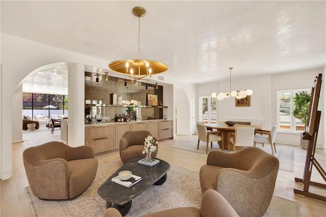 419 Brentwood Drive NE, Atlanta, GA 30305