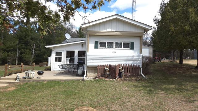 2284 Pine Drive, Friendship, WI 53934