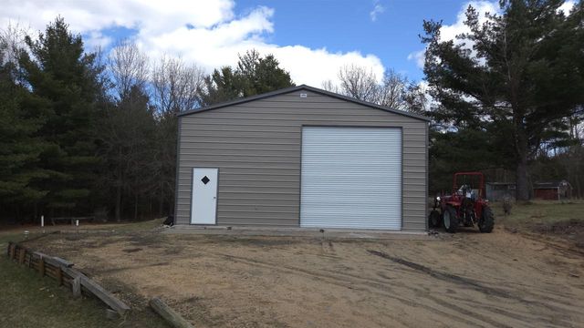 2284 Pine Drive, Friendship, WI 53934