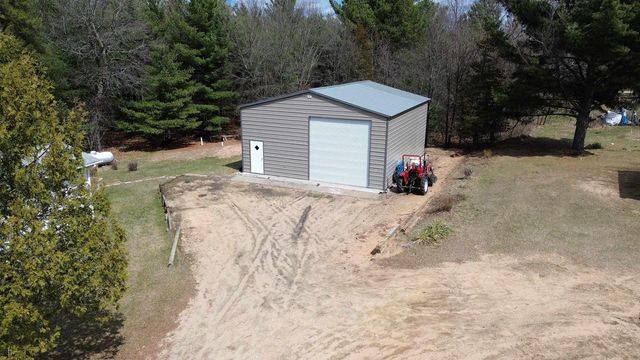 2284 Pine Drive, Friendship, WI 53934