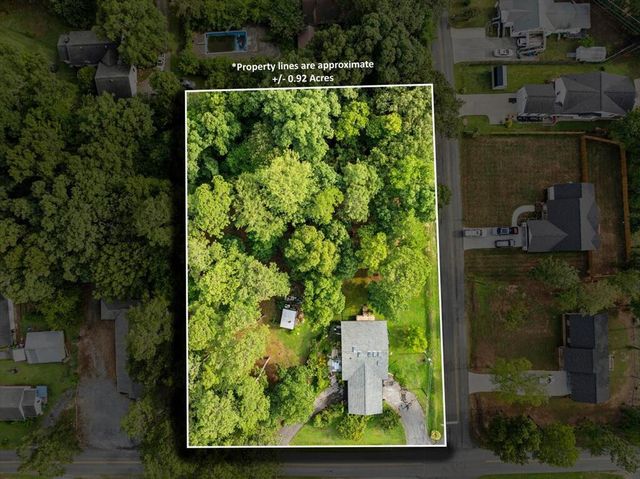 520 W Peachtree Street, Chatsworth, GA 30705