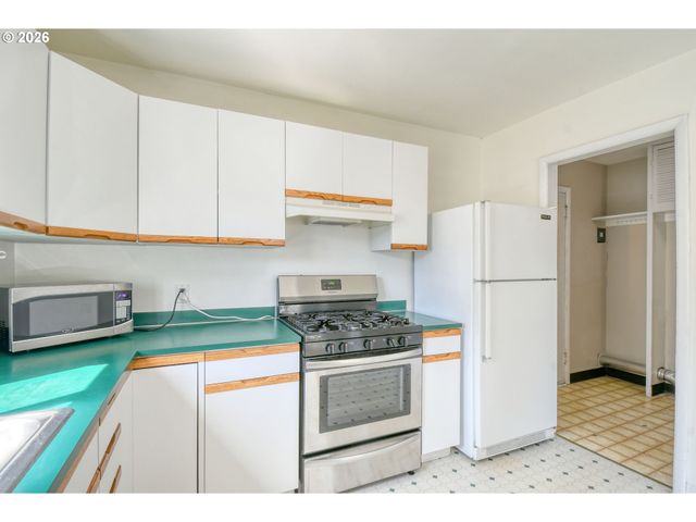 812 Nw 11TH St, Pendleton, OR 97801