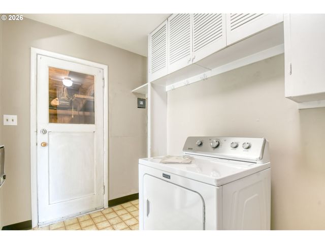 812 Nw 11TH St, Pendleton, OR 97801