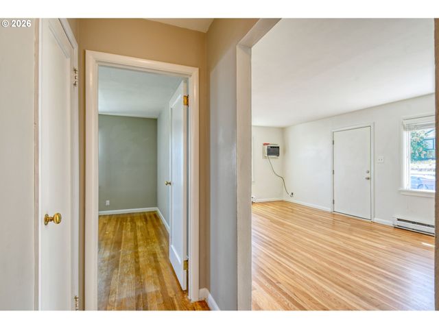 812 Nw 11TH St, Pendleton, OR 97801