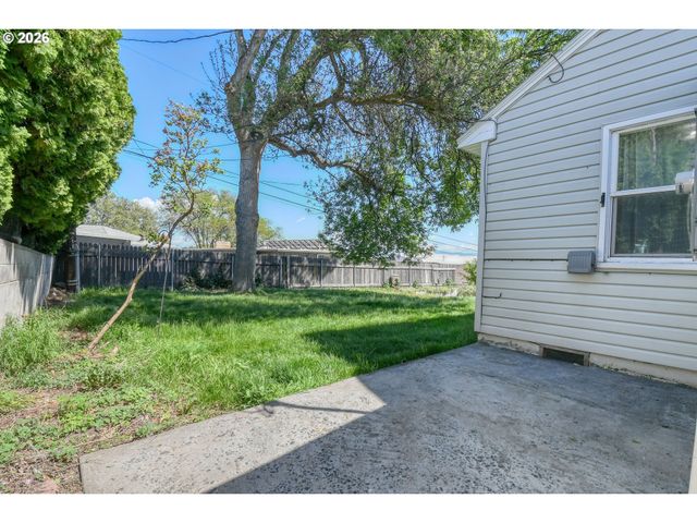 812 Nw 11TH St, Pendleton, OR 97801