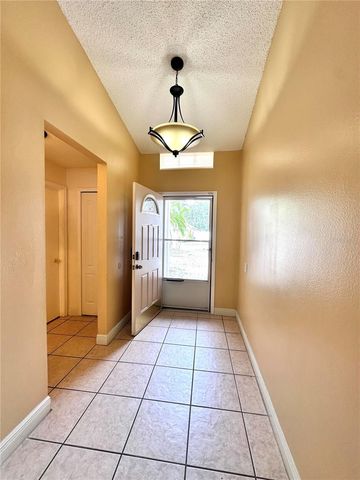 1650 NAVIGATOR LANE, Tarpon Springs, FL 34689