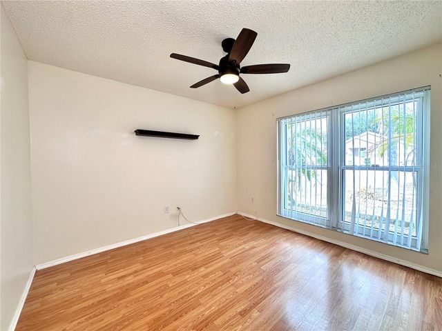 1650 NAVIGATOR LANE, Tarpon Springs, FL 34689